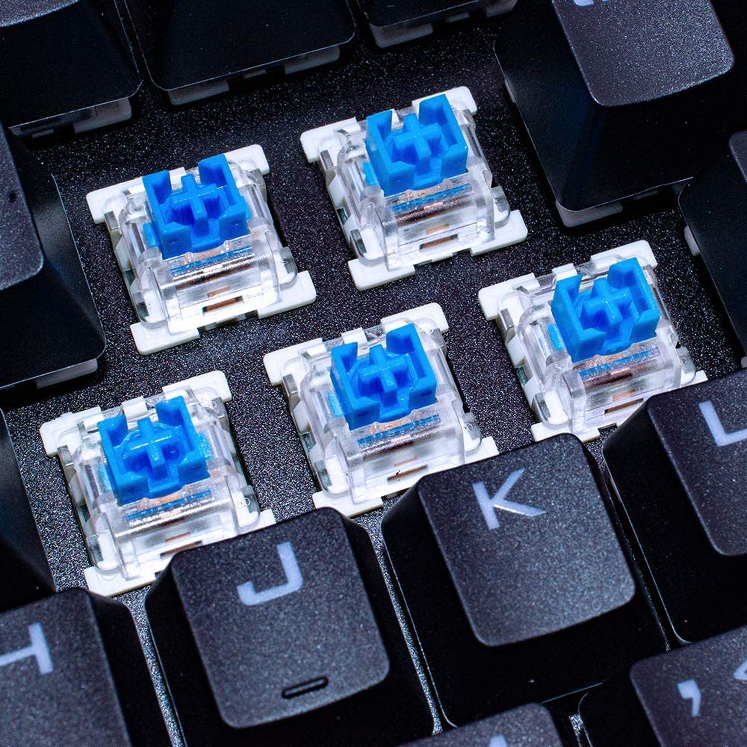 Xtrike Me Gk-980 En Wired Mechanical 104-key Rainbow Backlighting Keyboard