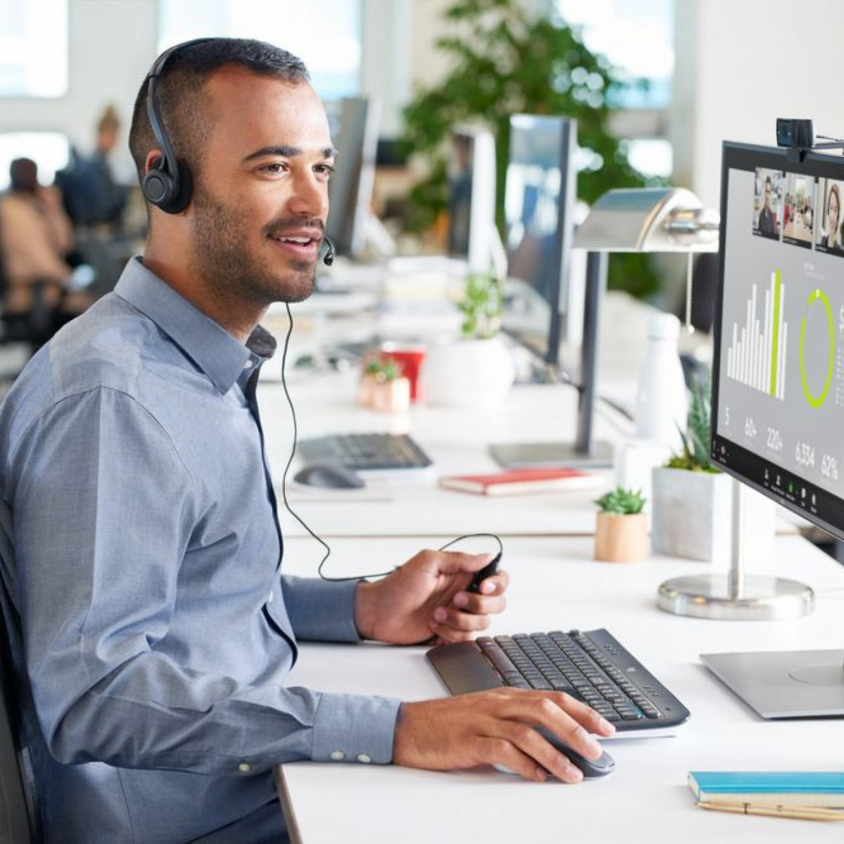 Logitech H370 USB Headset with Noise Cancelling Mic